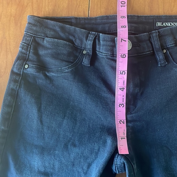 Blank NYC Revolve black denim raw hem fringe jeans size 26 - Picture 9 of 12